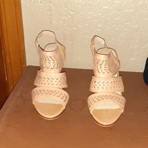 Womens shoes